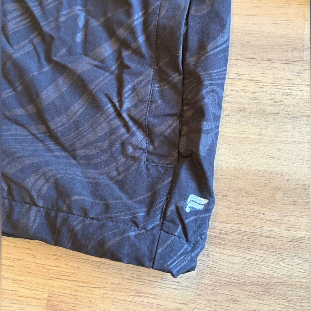 Fabletics Cropped Jacket - Picture 5 of 5